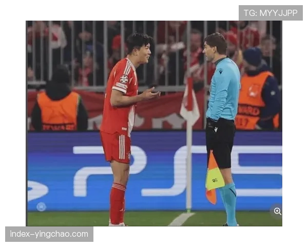 拜仁四后卫体系复盘:塔与金玟哉中卫组合的防空表现